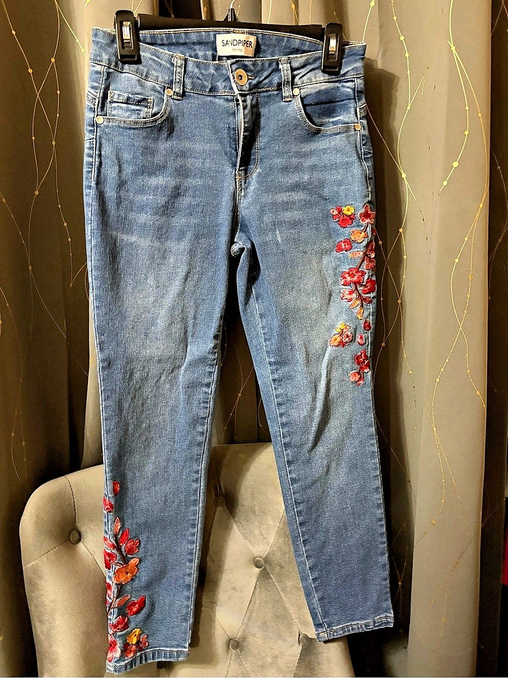 Sandpiper Embroidered Skinny Jeans in Blue Size 6P